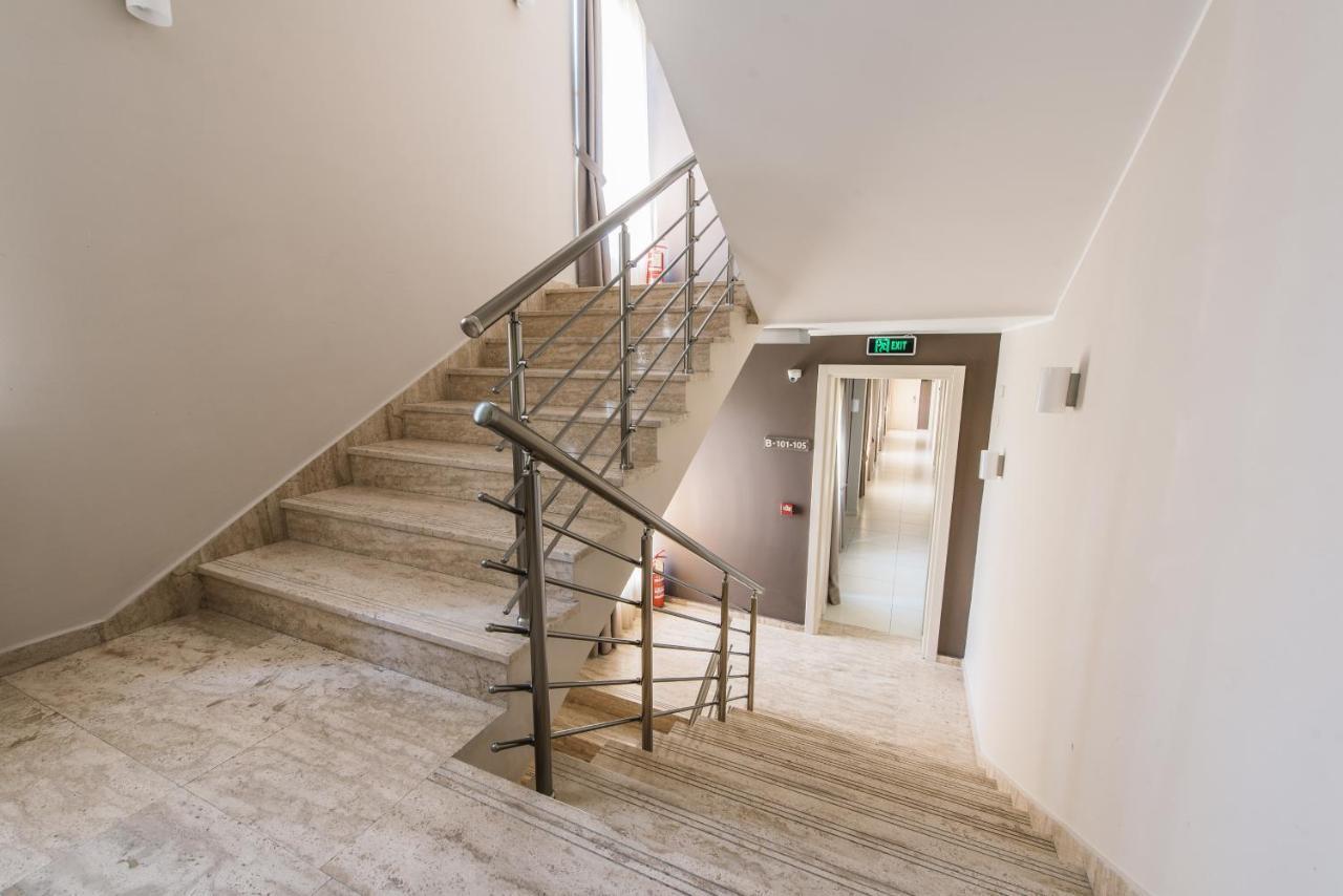 Hotel Laguna Ulcinj Extérieur photo