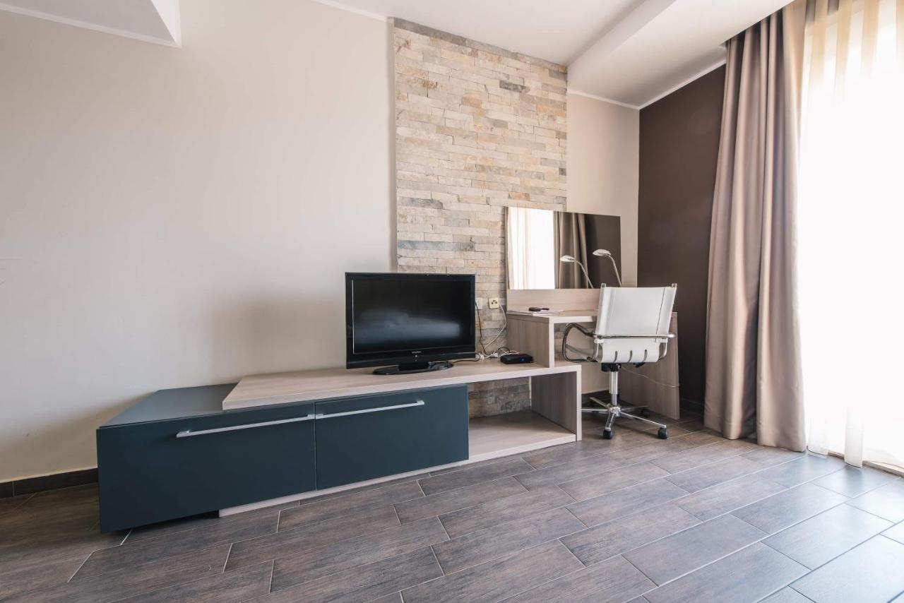 Hotel Laguna Ulcinj Extérieur photo