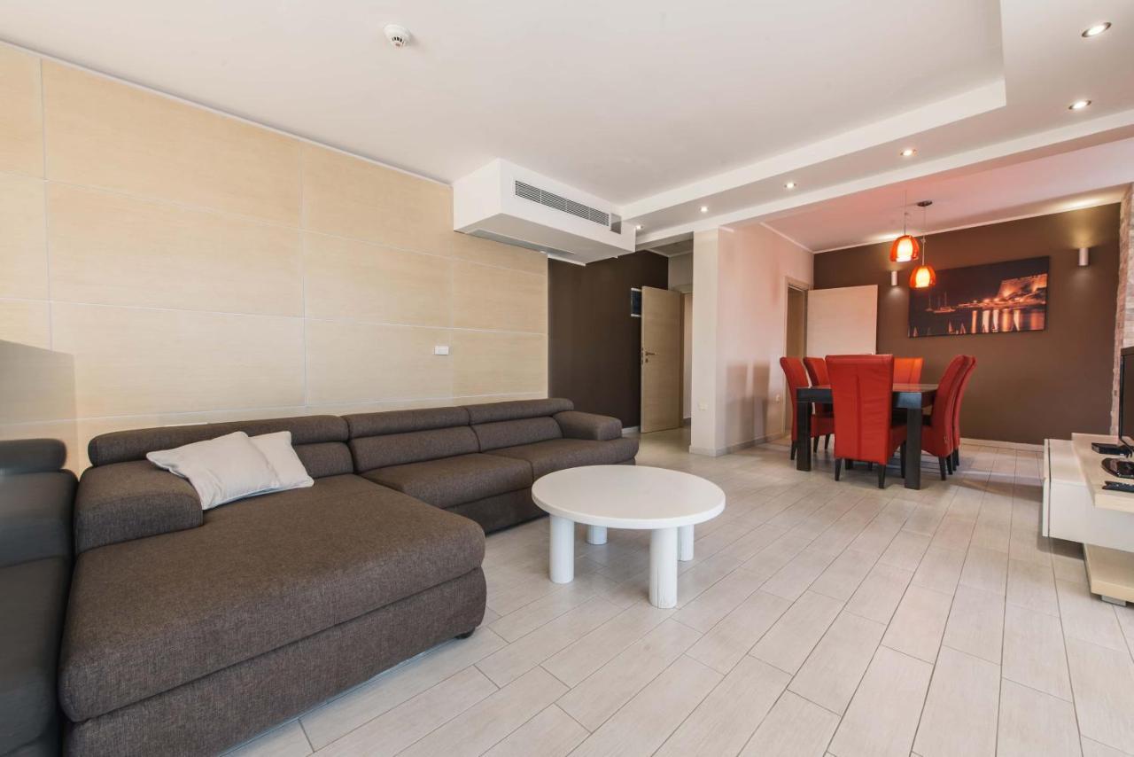 Hotel Laguna Ulcinj Extérieur photo