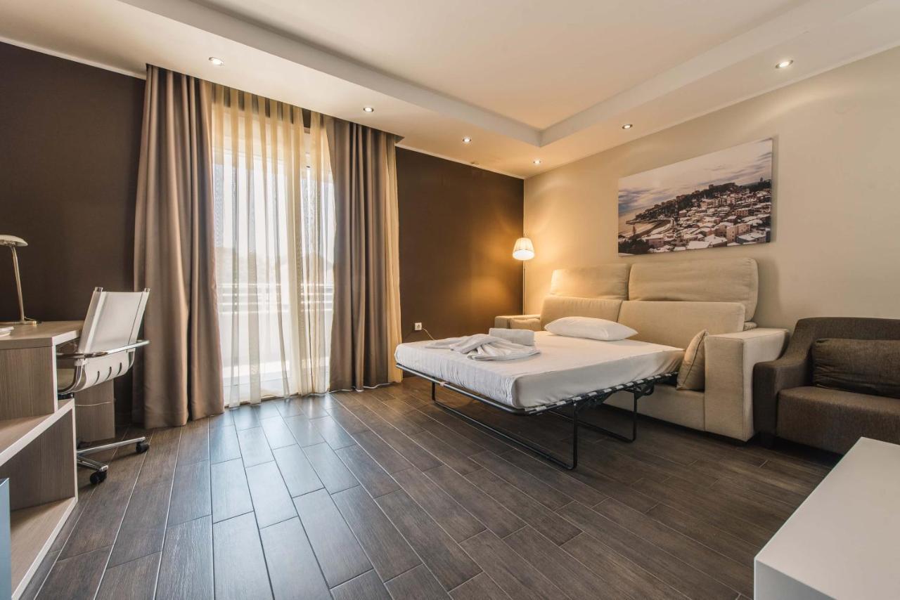 Hotel Laguna Ulcinj Extérieur photo
