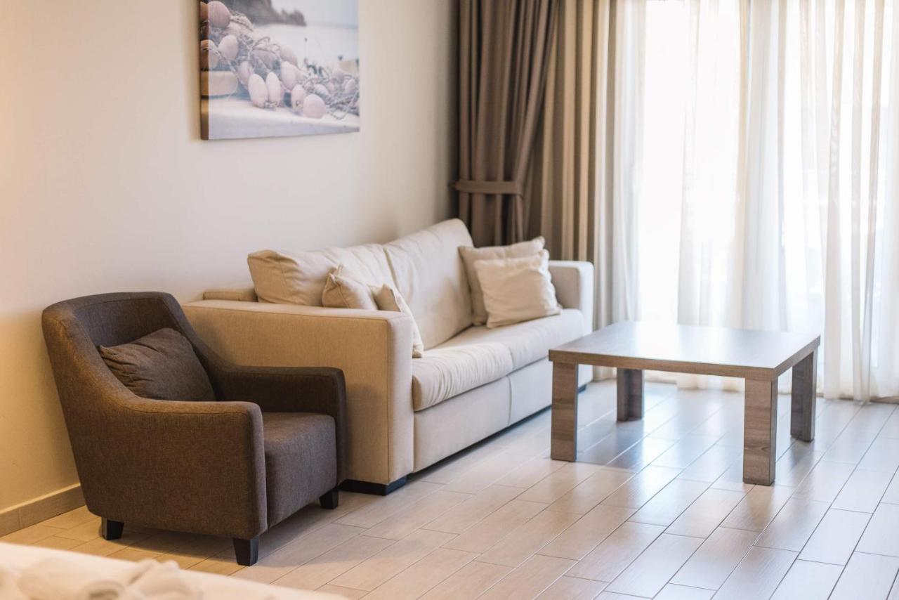 Hotel Laguna Ulcinj Extérieur photo