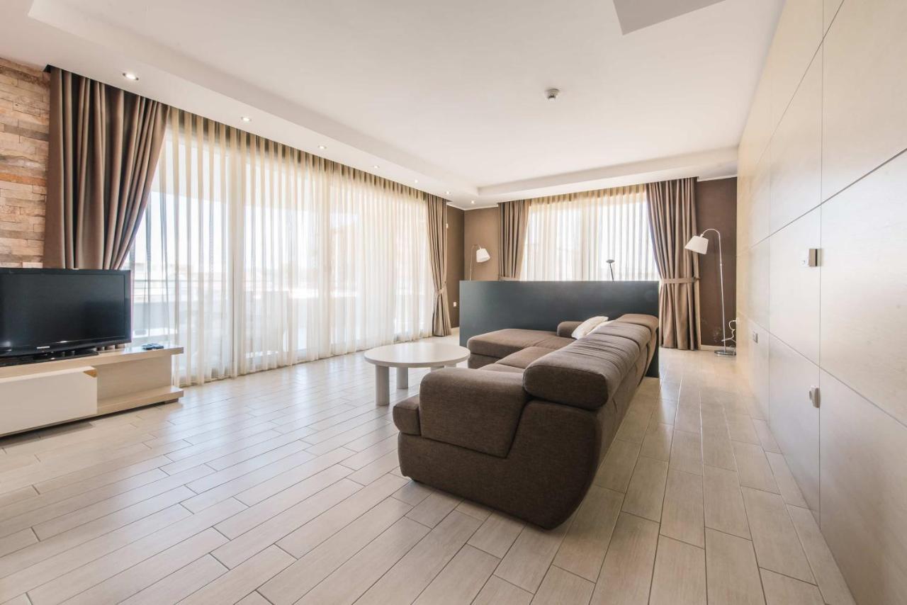 Hotel Laguna Ulcinj Extérieur photo