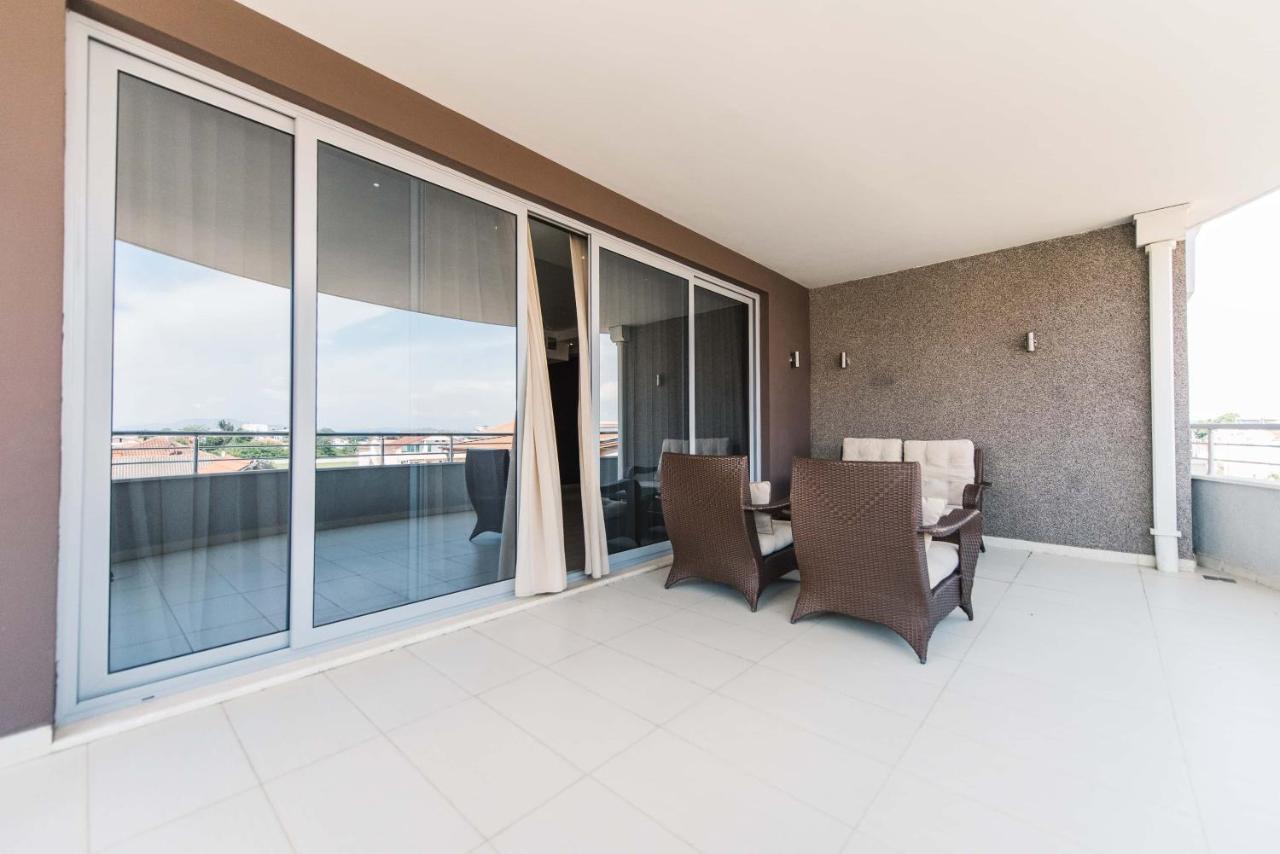 Hotel Laguna Ulcinj Extérieur photo
